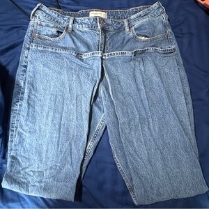 👖 Abercrombie & Fitch Mid Rise Bootcut Jeans – Size 33 Regular – Curve Love